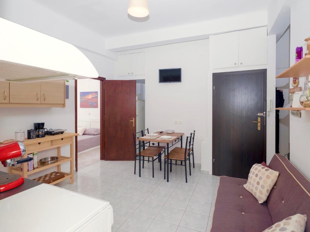 Fam Central Apt Ираклио Екстериор снимка