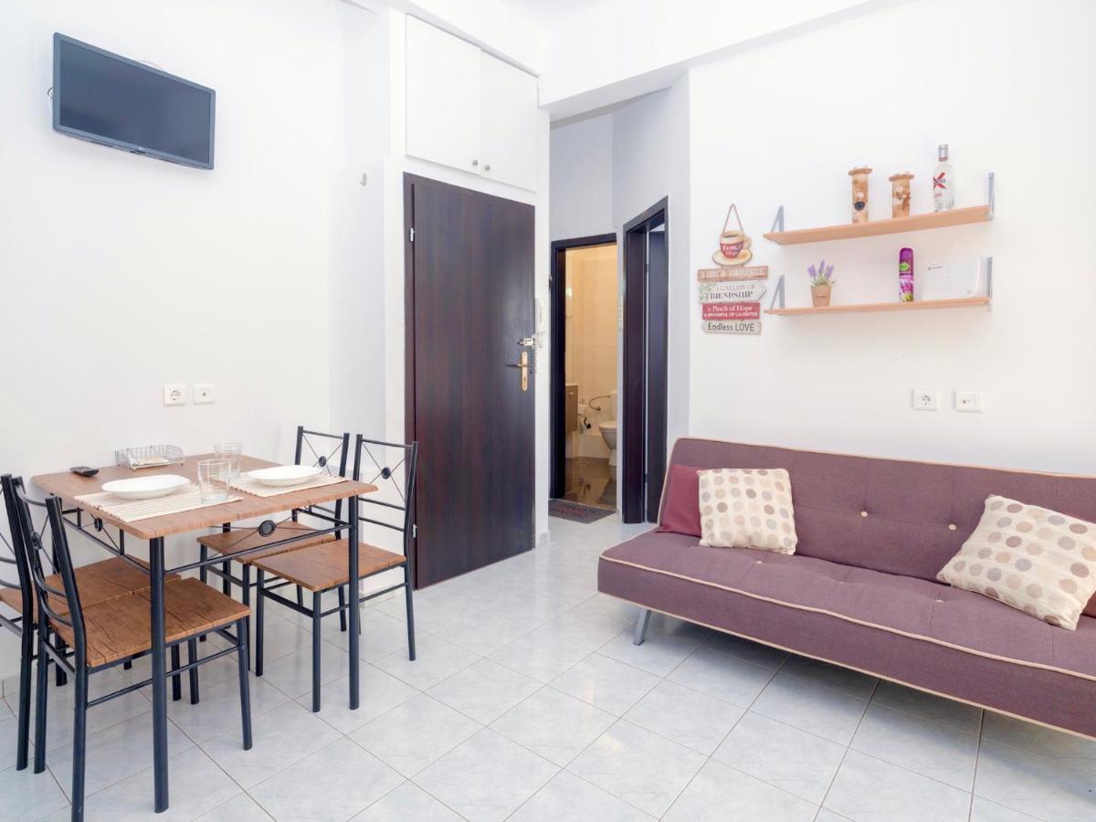 Fam Central Apt Ираклио Екстериор снимка